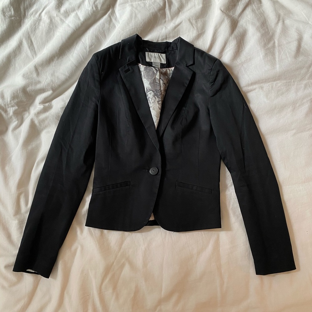 🔥5 for $25! Black suit blazer from H&M